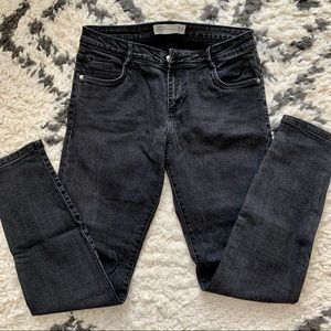 ZARA black denim skinny jeans. Size 6. Like new